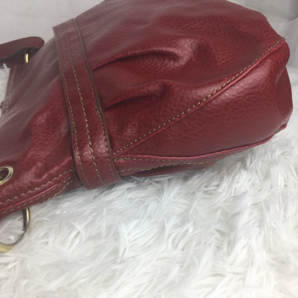 Relic Red Shoulder Purse - Picture 6 of 7